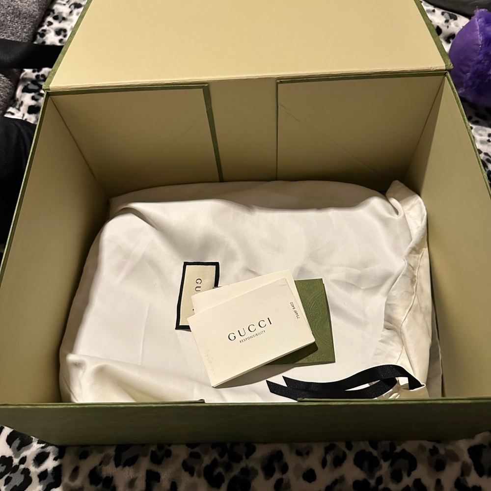 Gucci purse - Picture 9 of 9